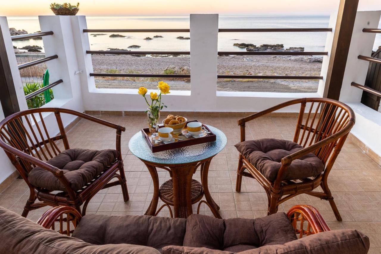Tsampika'S Beachfront House In Stegna Archangelos  Ngoại thất bức ảnh